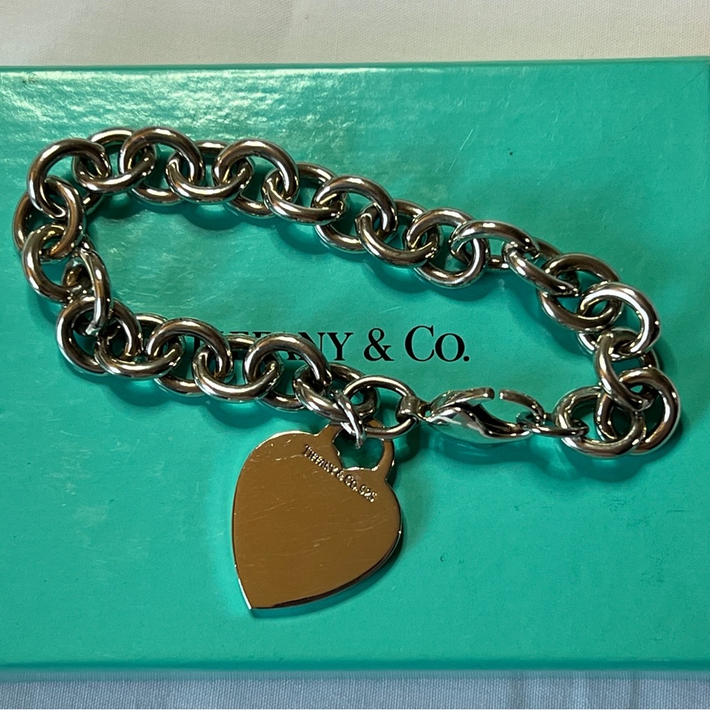 Tiffany & Co Engravable Blank Heart Tag Charm Bracelet in Sterling Silver 7.75"